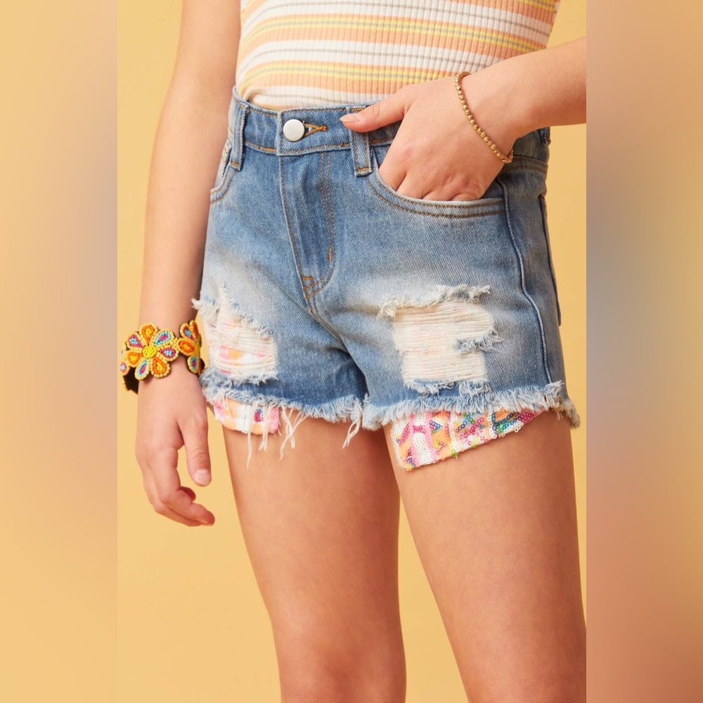 Excellent Condition Hayden Girls Distressed Sequin Denim Shorts size: 13/14